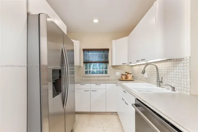 $1,025,000 | 13901 Southwest 78th Place, Palmetto Bay, FL 33158