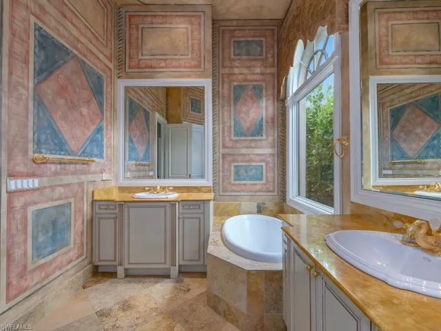 $1,495,000 | 15727 Villoresi Way, Naples, FL 34110