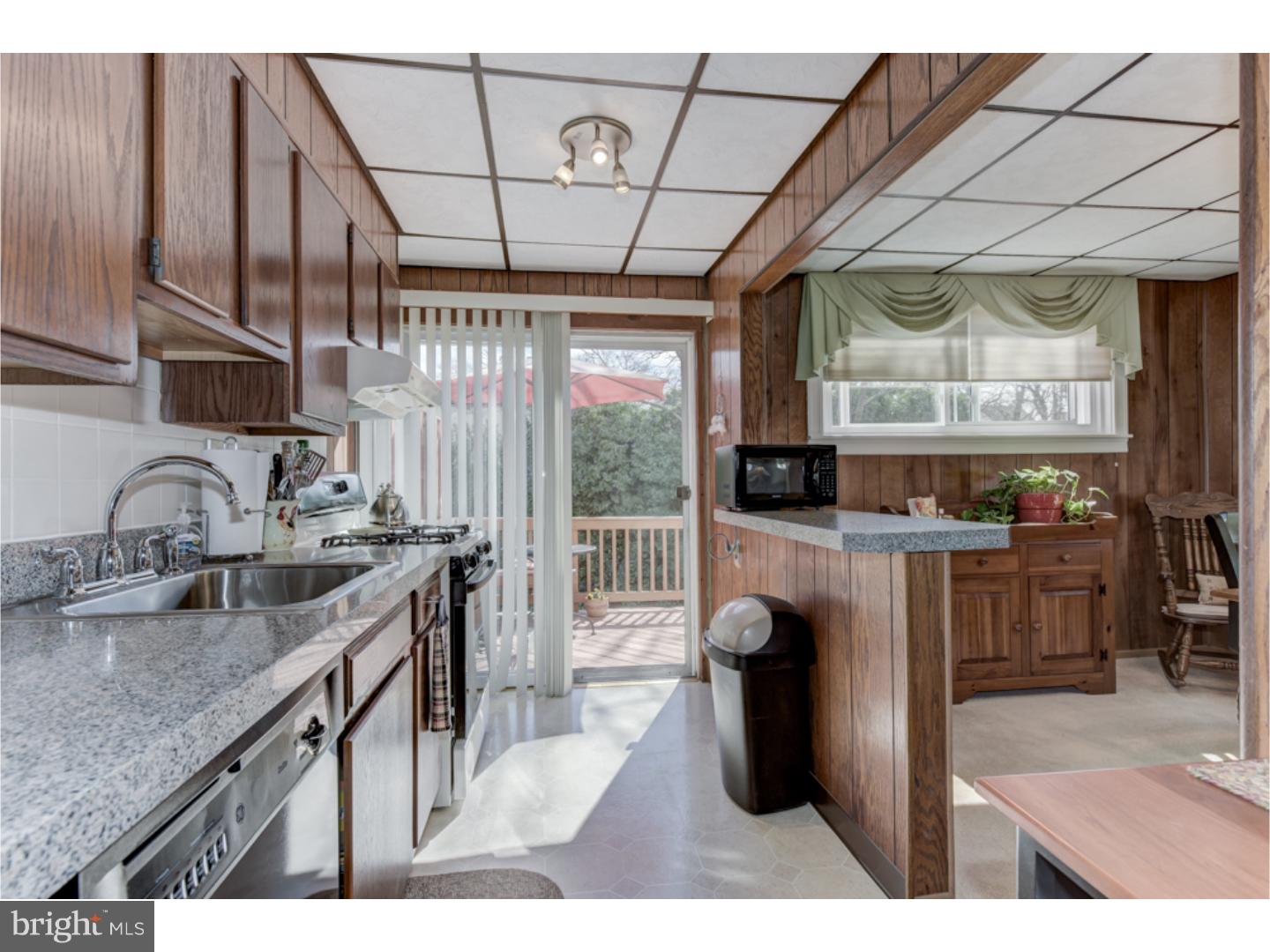 747 Humphreys Road Ardmore, PA 19003 - Photo 5 of 25 Kitchen