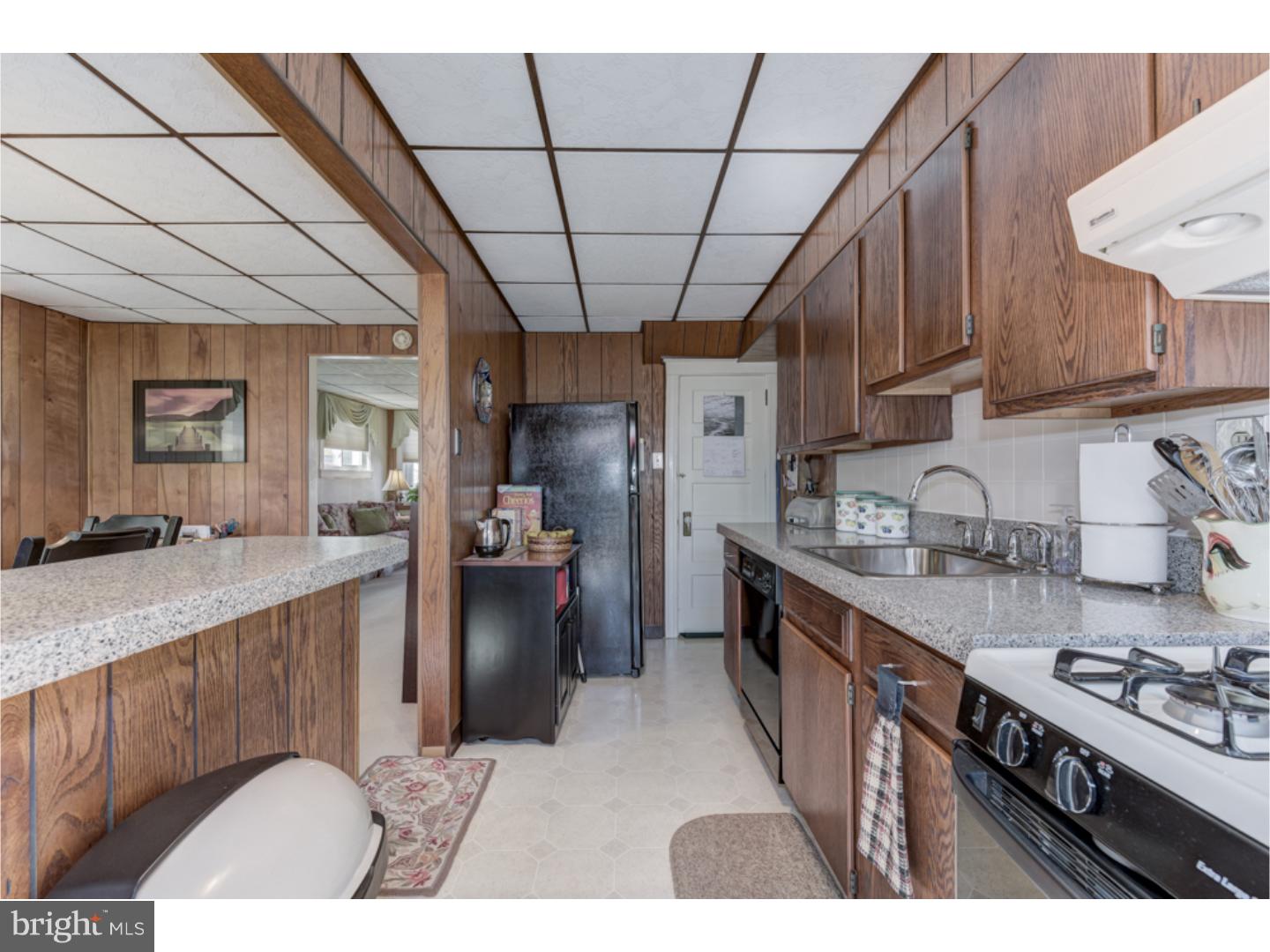 747 Humphreys Road Ardmore, PA 19003 - Photo 7 of 25 Kitchen