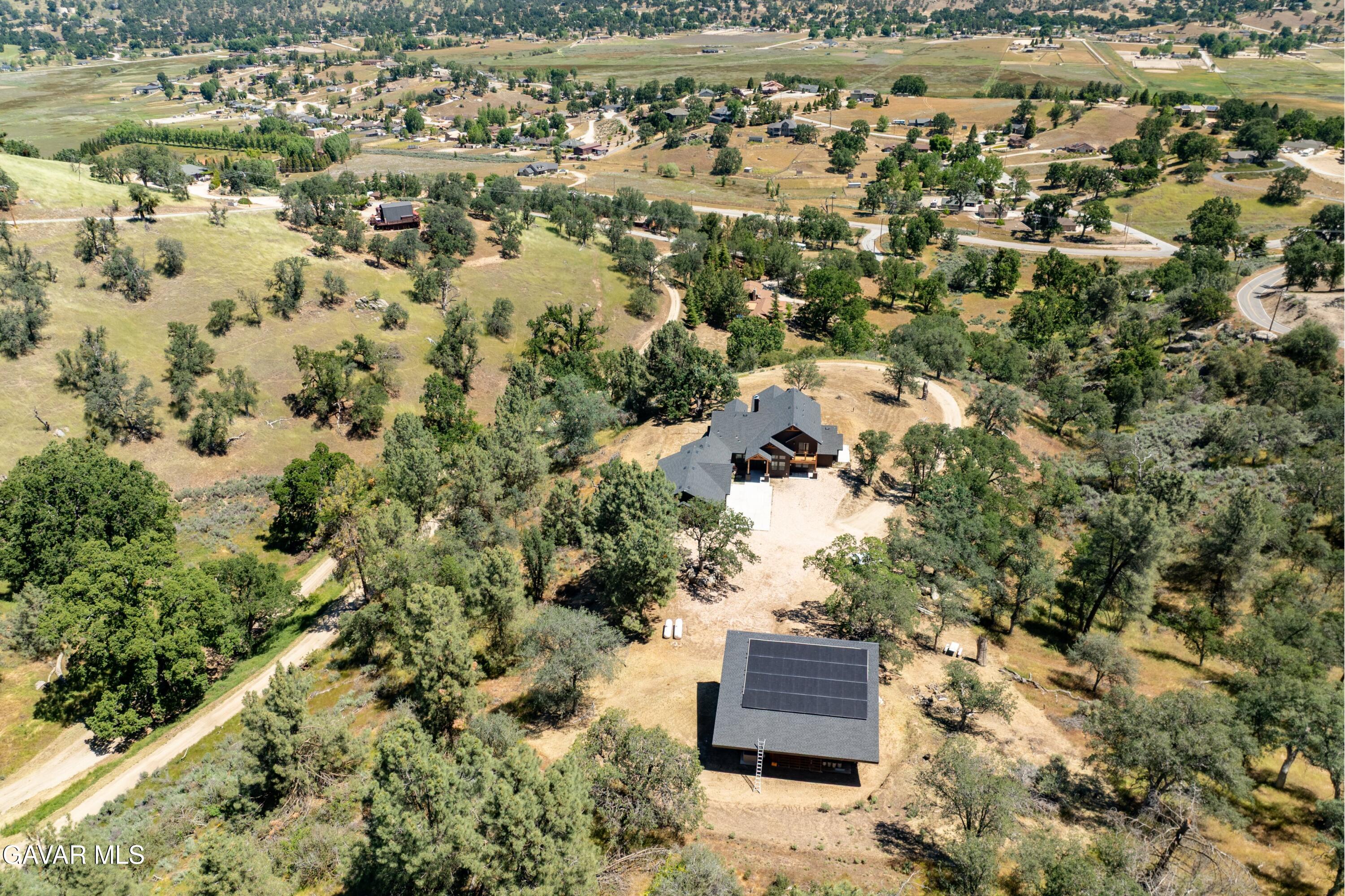 28460 Ridgeview Court Tehachapi, CA 93561 - Photo 59 of 66 42-DJI_0197-HDR