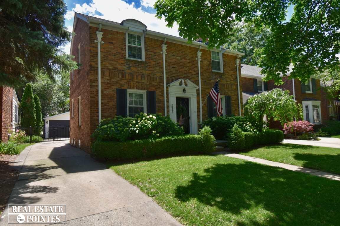 273 Merriweather Road Grosse Pointe Farms, MI 48236 - Photo 2 of 34