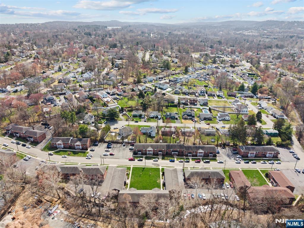 6 Colonial Drive, Unit 6A Little Falls, NJ 07424 - Photo 42 of 44 a view of a city