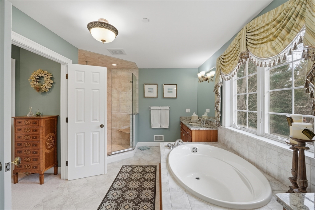 16 Falcon Heights Road Wilbraham, MA 01095 - Photo 22 of 42