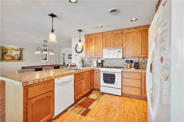 $769,000 | 14038 Rosewood Lane, Clearlake, CA 95422