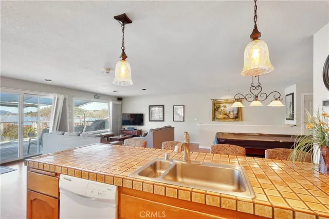 $769,000 | 14038 Rosewood Lane, Clearlake, CA 95422