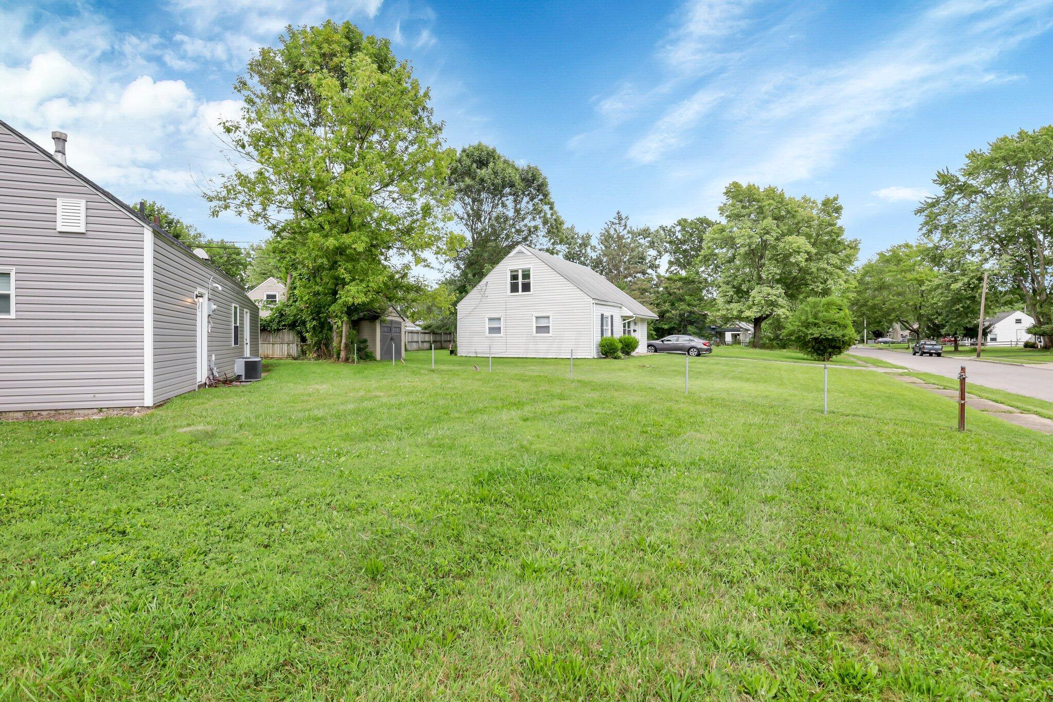 792 Exeter Road Whitehall, OH 43213 - Photo 30 of 38 33-web-or-mls-IMG_2749