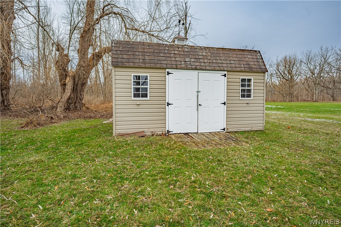 7330 Salt Road Clarence, NY 14032 - Photo 4 of 37