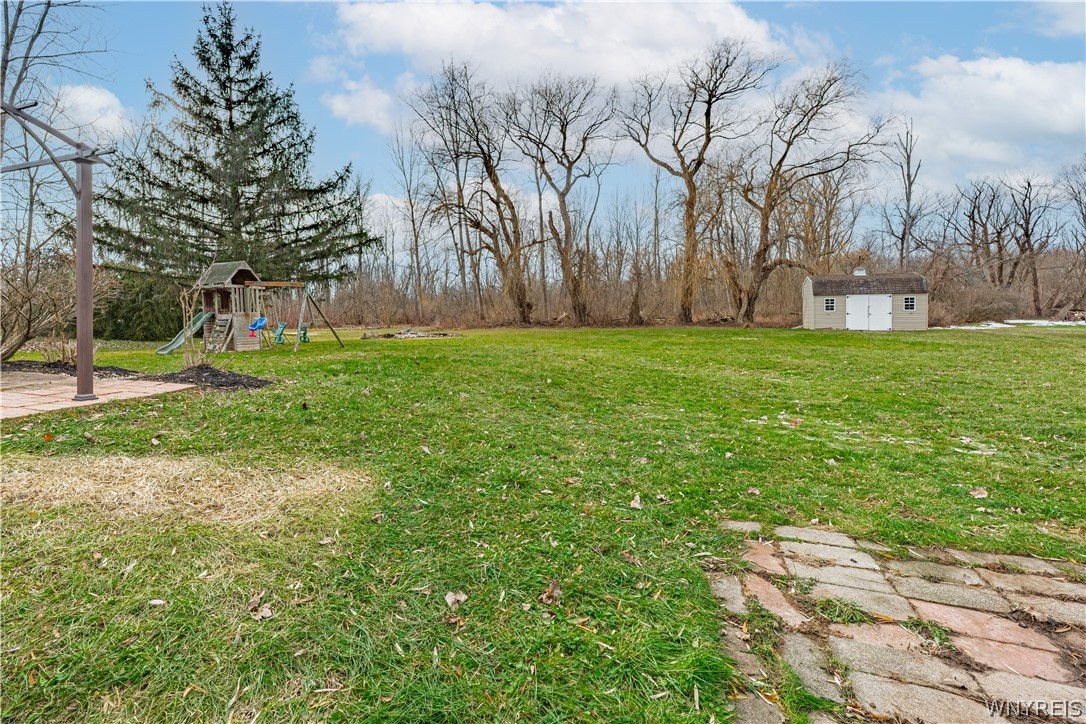 7330 Salt Road Clarence, NY 14032 - Photo 5 of 37