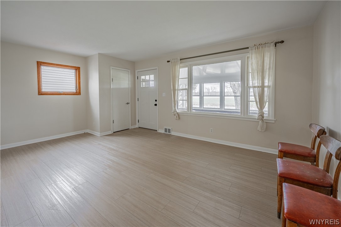 7330 Salt Road Clarence, NY 14032 - Photo 9 of 37