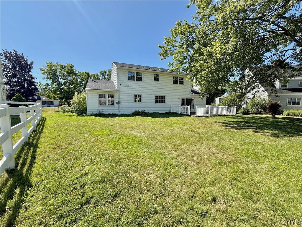 7 Berrywood Road Liverpool, NY 13090 - Photo 20 of 21 Gallery Image 20