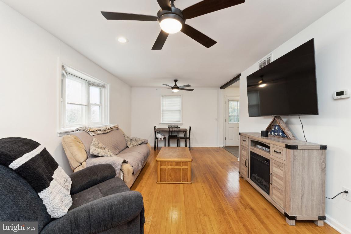 152 Greenbank Road Fredericksburg, VA 22406 - Photo 4 of 30
