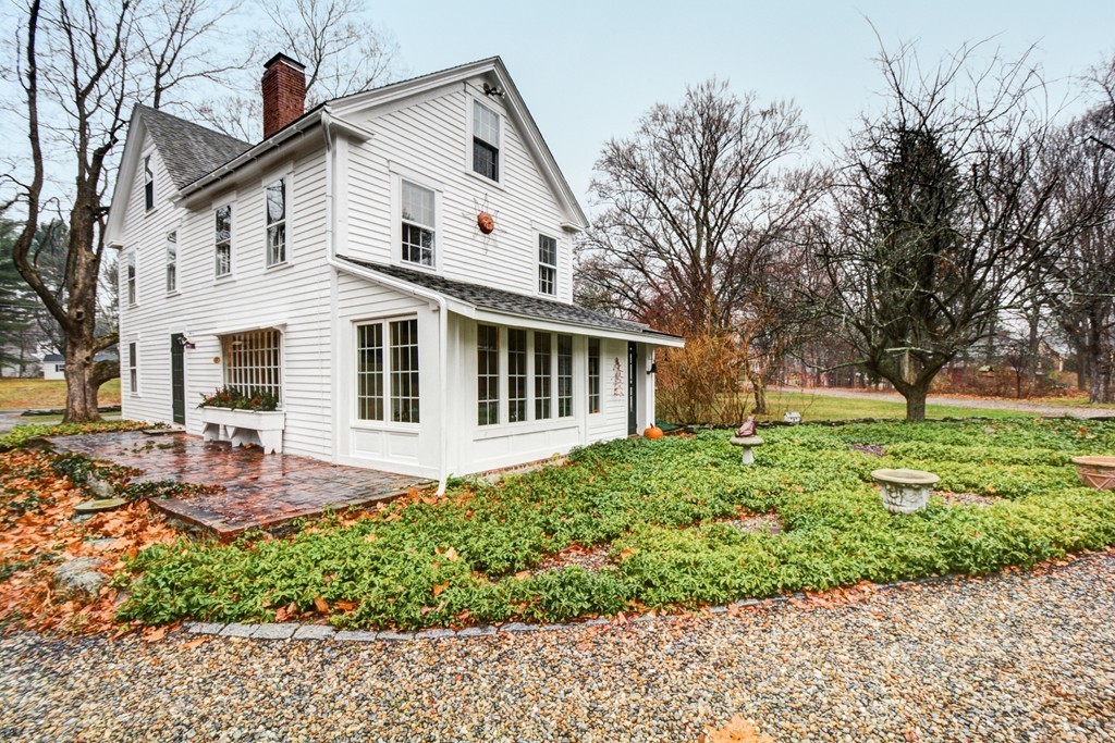 553 Main Street Boxford, MA 01921 - Photo 1 of 29