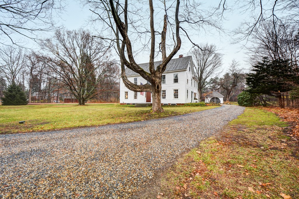 553 Main Street Boxford, MA 01921 - Photo 4 of 29