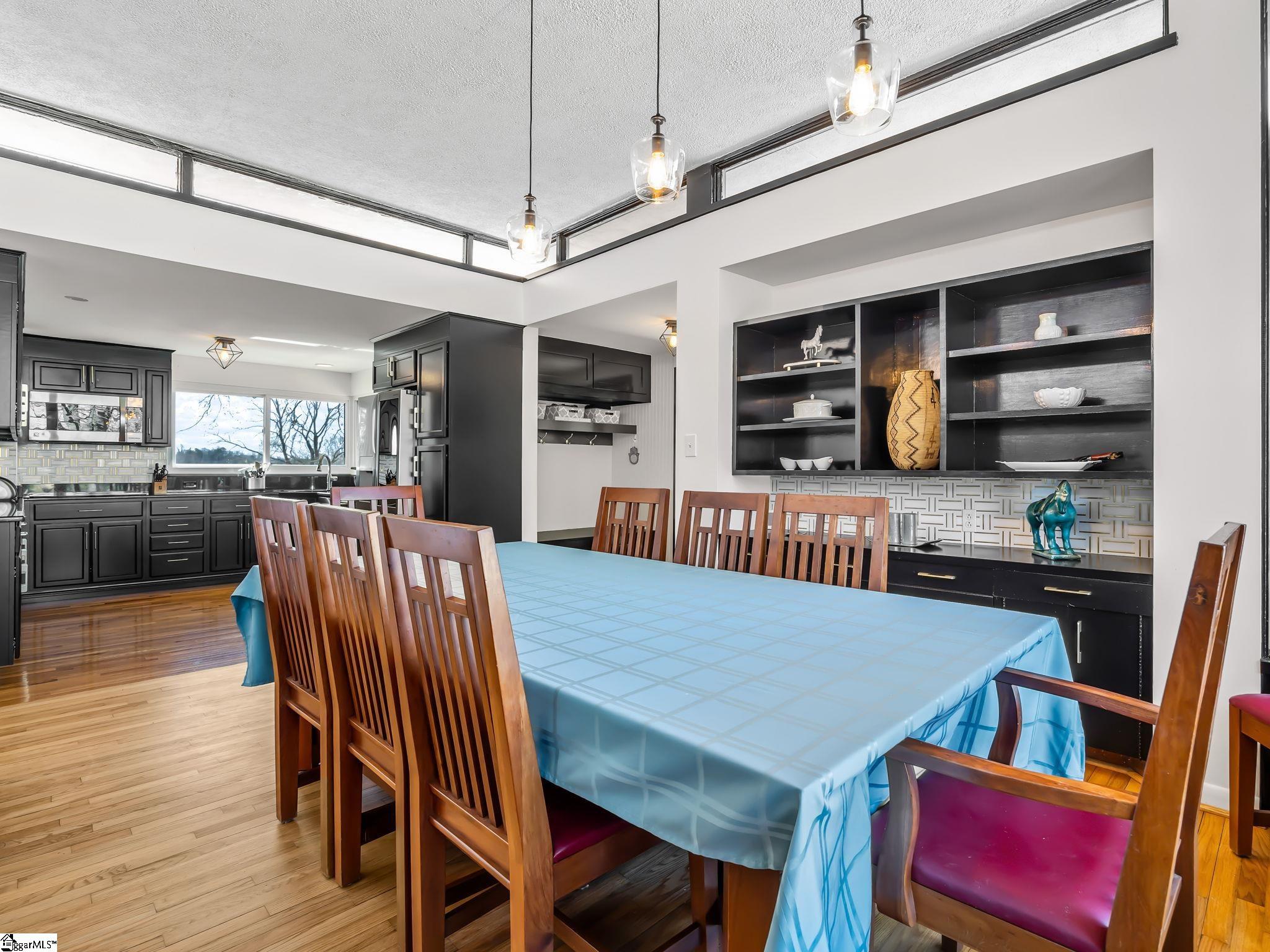 145 Dickson Road Campobello, SC 29322 - Photo 20 of 50