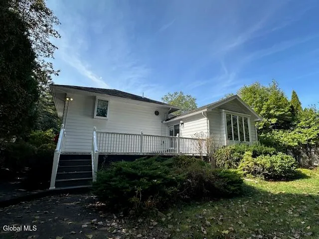 $390,000 | 196 Winne Road, Bethlehem, NY 12054