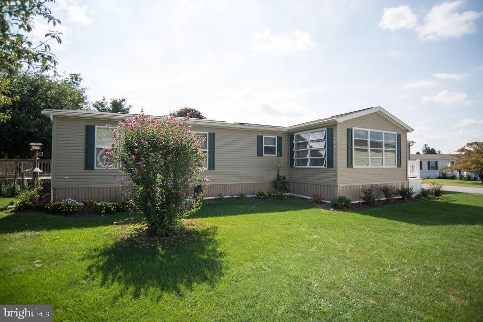 34 Ruth Drive Gordonville, PA 17529 - Photo 2 of 27 Gallery Image 2