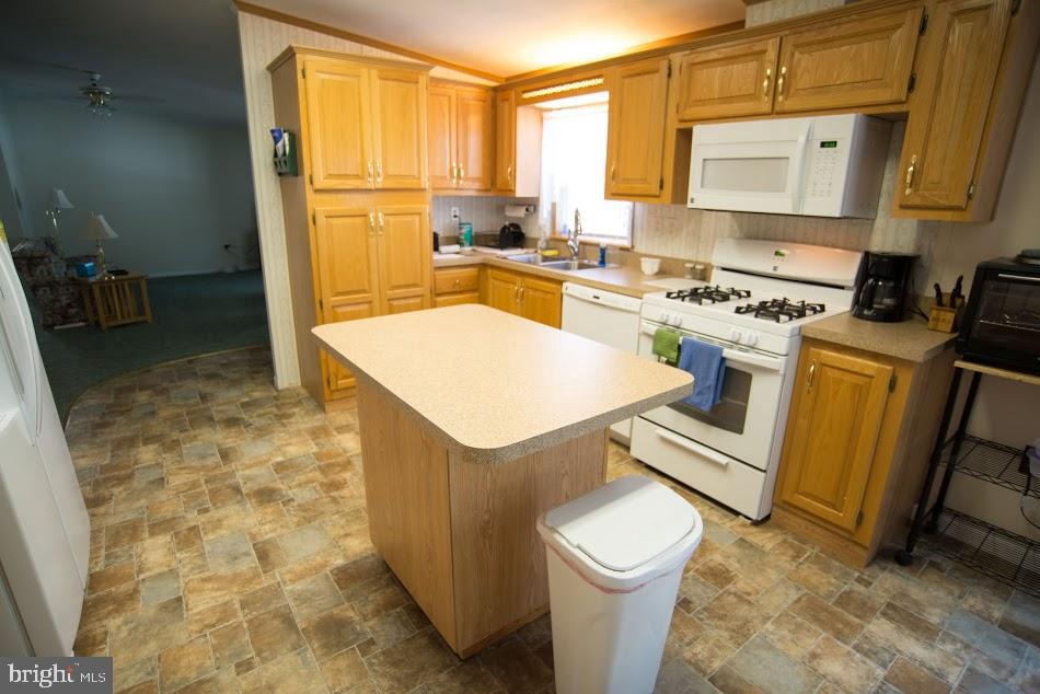 34 Ruth Drive Gordonville, PA 17529 - Photo 8 of 27 Gallery Image 8