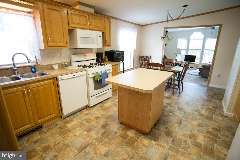 34 Ruth Drive Gordonville, PA 17529 - Photo 9 of 27 Gallery Image 9