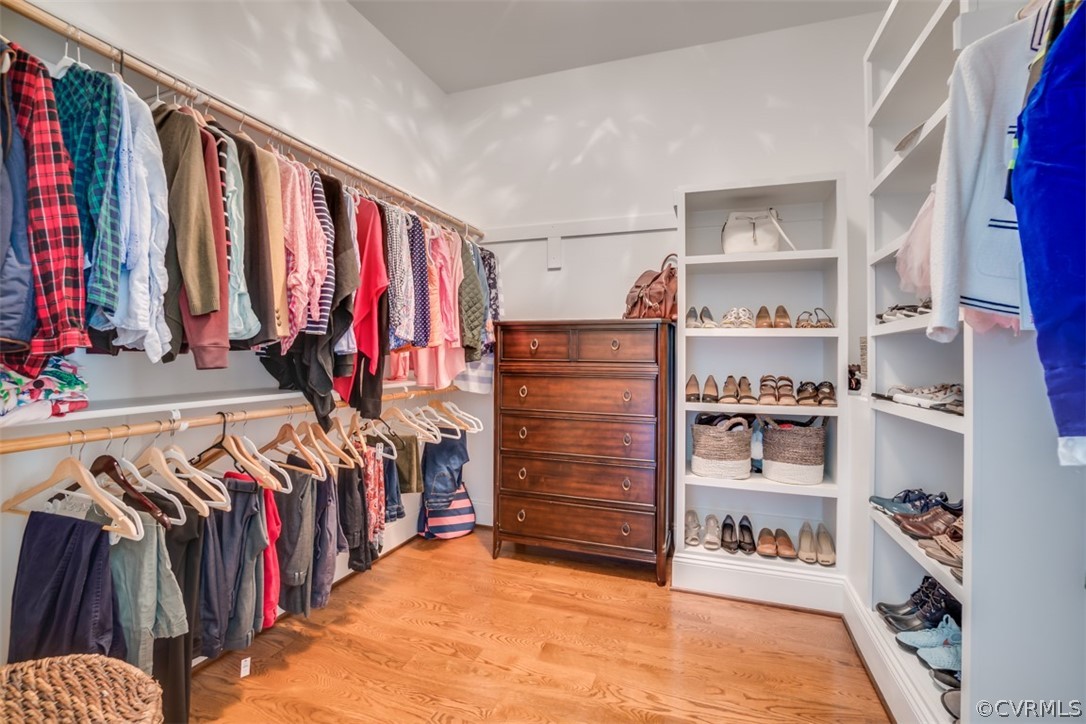 556 Raleigh Manor Road Henrico, VA 23229 - Photo 24 of 41 Primary Bedroom walk-in closet #2
