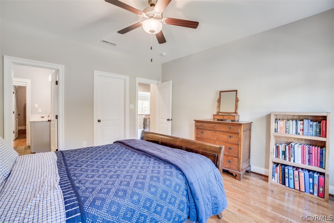 556 Raleigh Manor Road Henrico, VA 23229 - Photo 25 of 41 Bedroom #2 with walk-in closet and en-suite bath w