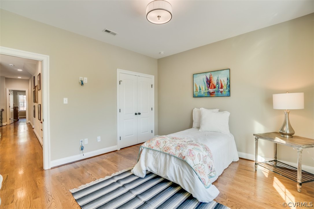 556 Raleigh Manor Road Henrico, VA 23229 - Photo 28 of 41 Bedroom #5 (guest bedroom)
