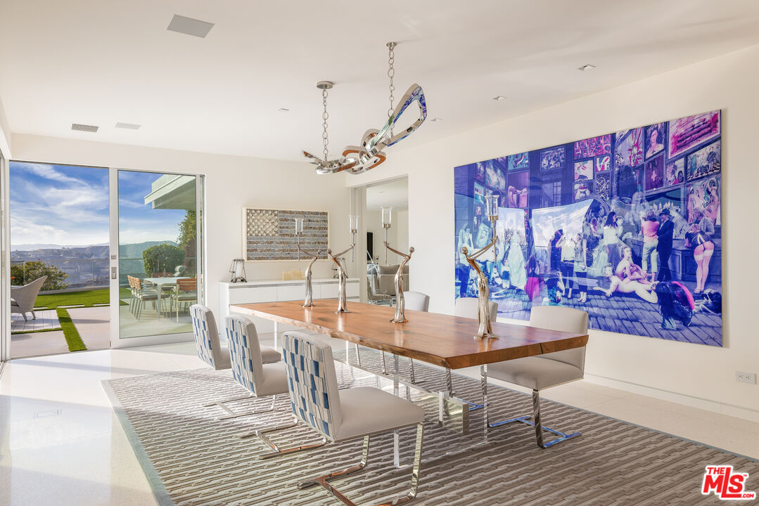 1645 Carla Ridge Beverly Hills, CA 90210 - Photo 11 of 34