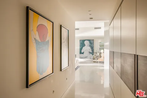 $13,500,000 | 1645 Carla Ridge, Beverly Hills, CA 90210