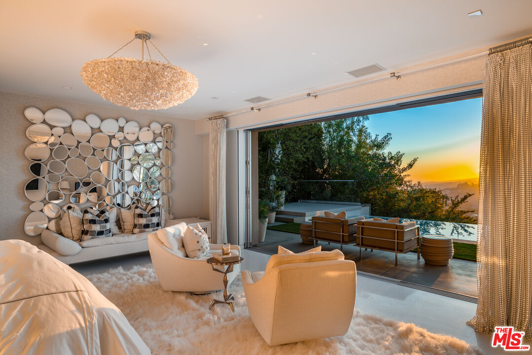 1645 Carla Ridge Beverly Hills, CA 90210 - Photo 17 of 34