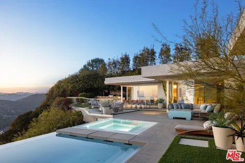 $13,500,000 | 1645 Carla Ridge, Beverly Hills, CA 90210
