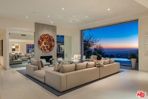 $13,500,000 | 1645 Carla Ridge, Beverly Hills, CA 90210
