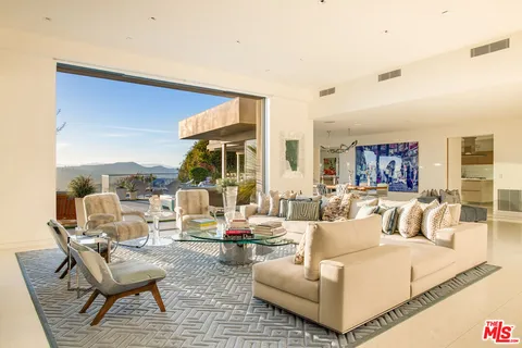 $13,500,000 | 1645 Carla Ridge, Beverly Hills, CA 90210