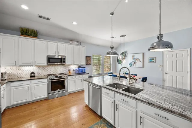 $4,300 | 1122 Mossy Rock Drive, Keller, TX 76248