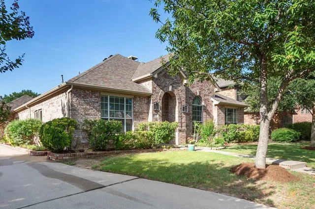 $4,300 | 1122 Mossy Rock Drive, Keller, TX 76248