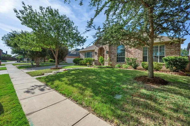 $4,300 | 1122 Mossy Rock Drive, Keller, TX 76248
