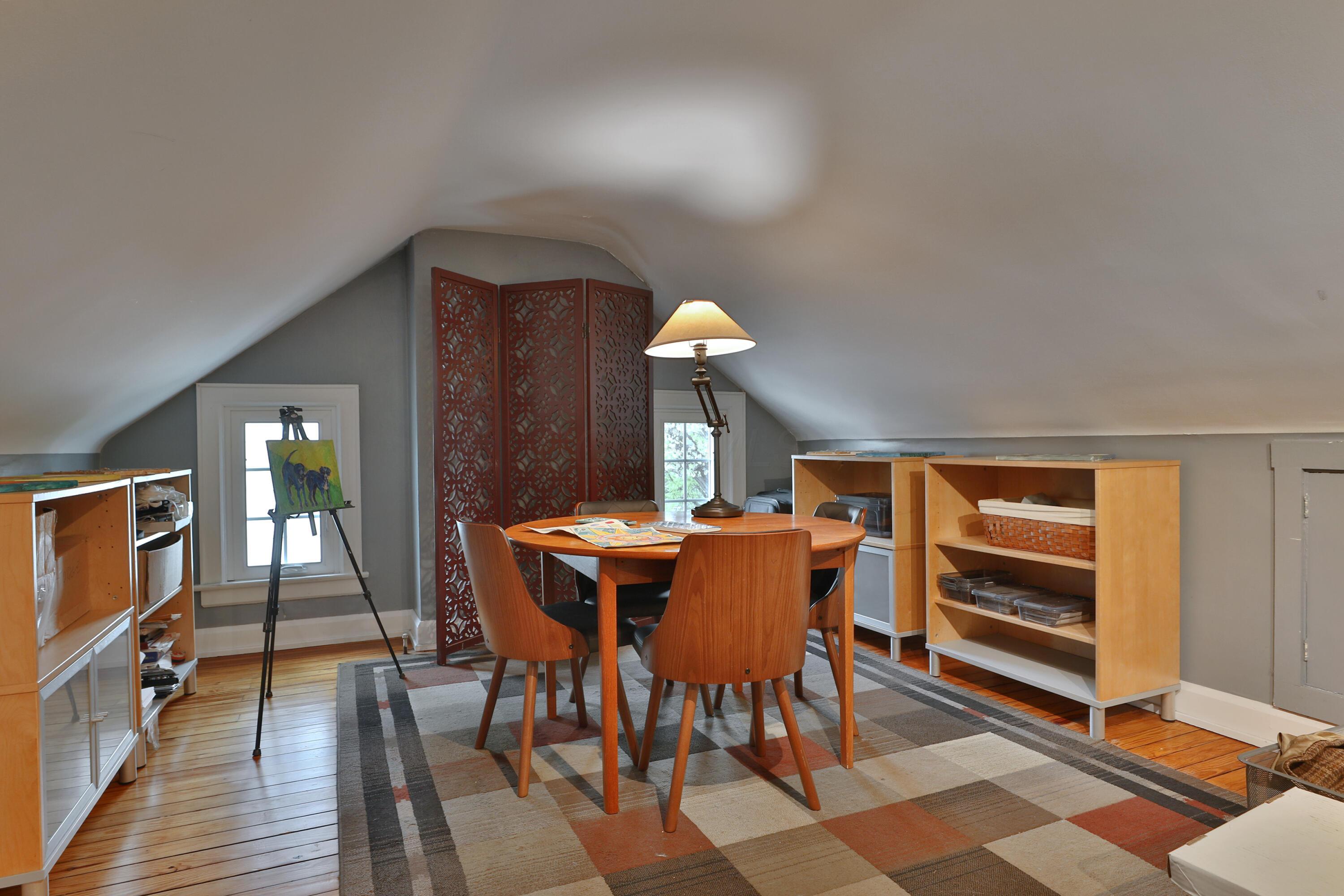 66 South Cassingham Road Bexley, OH 43209 - Photo 45 of 85 3rd Floor Loft