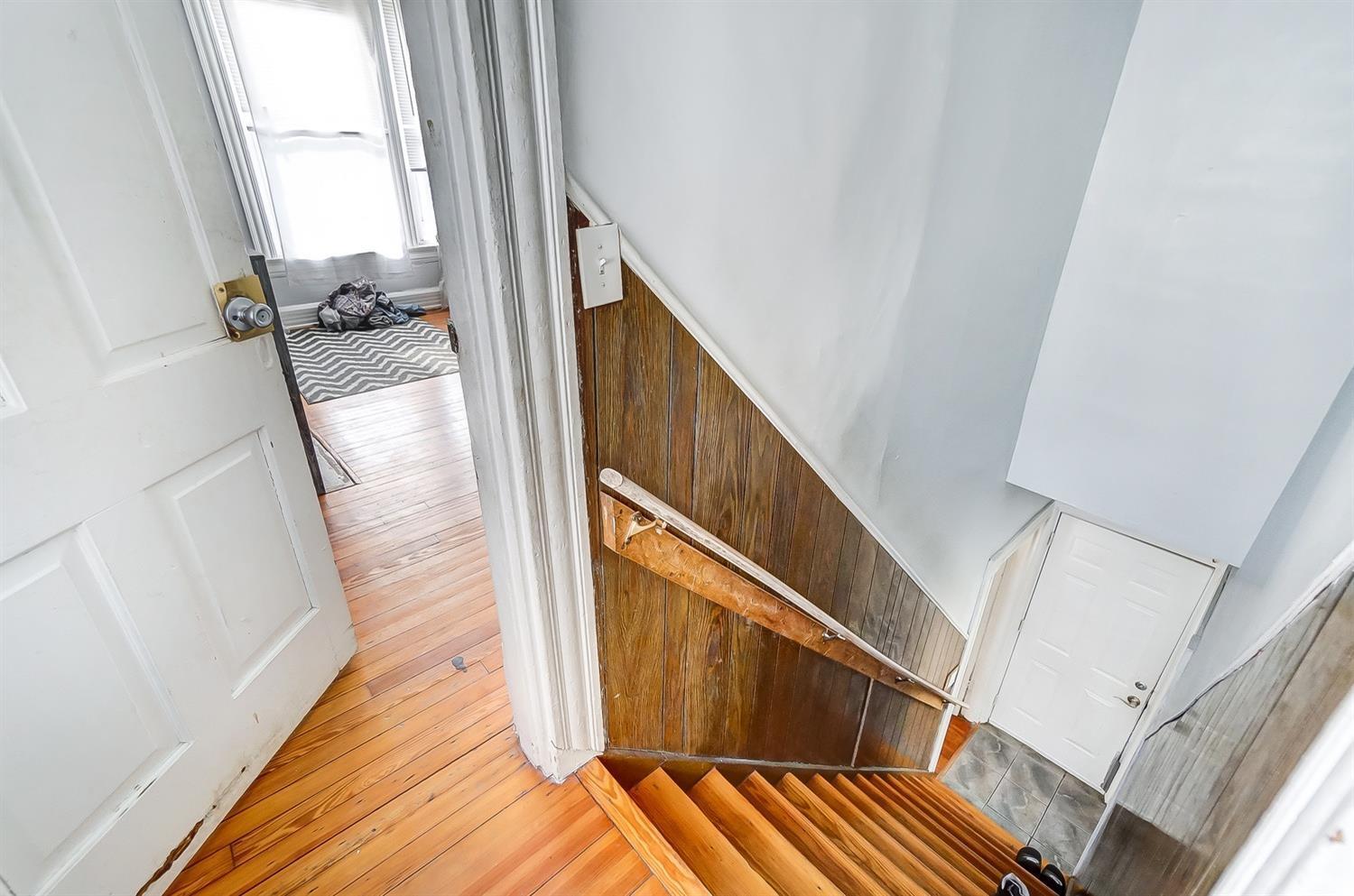 3126 River Road Cincinnati, OH 45204 - Photo 18 of 36