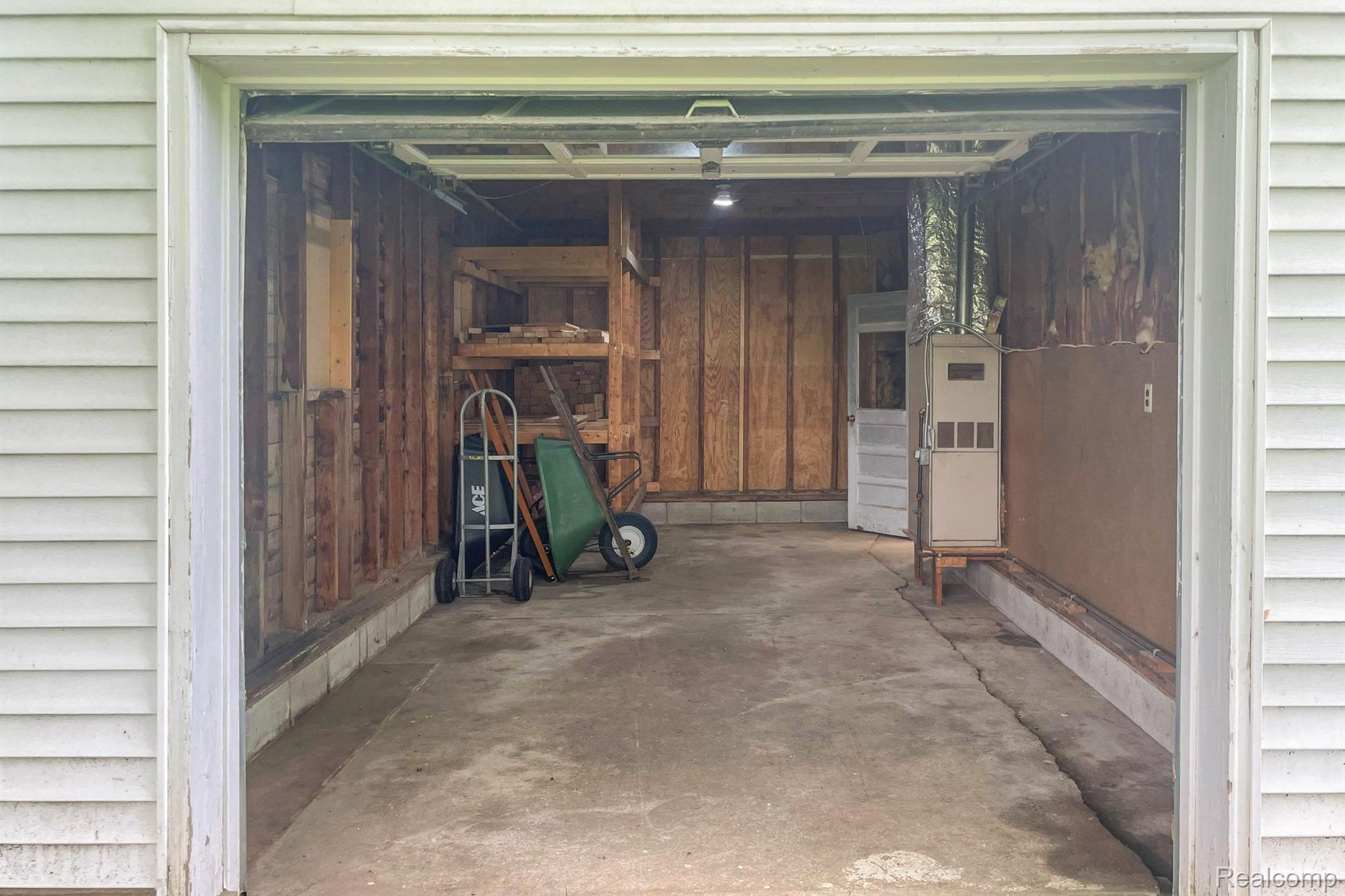 12463 Odell Road Linden, MI 48451 - Photo 27 of 43 Gallery Image 27