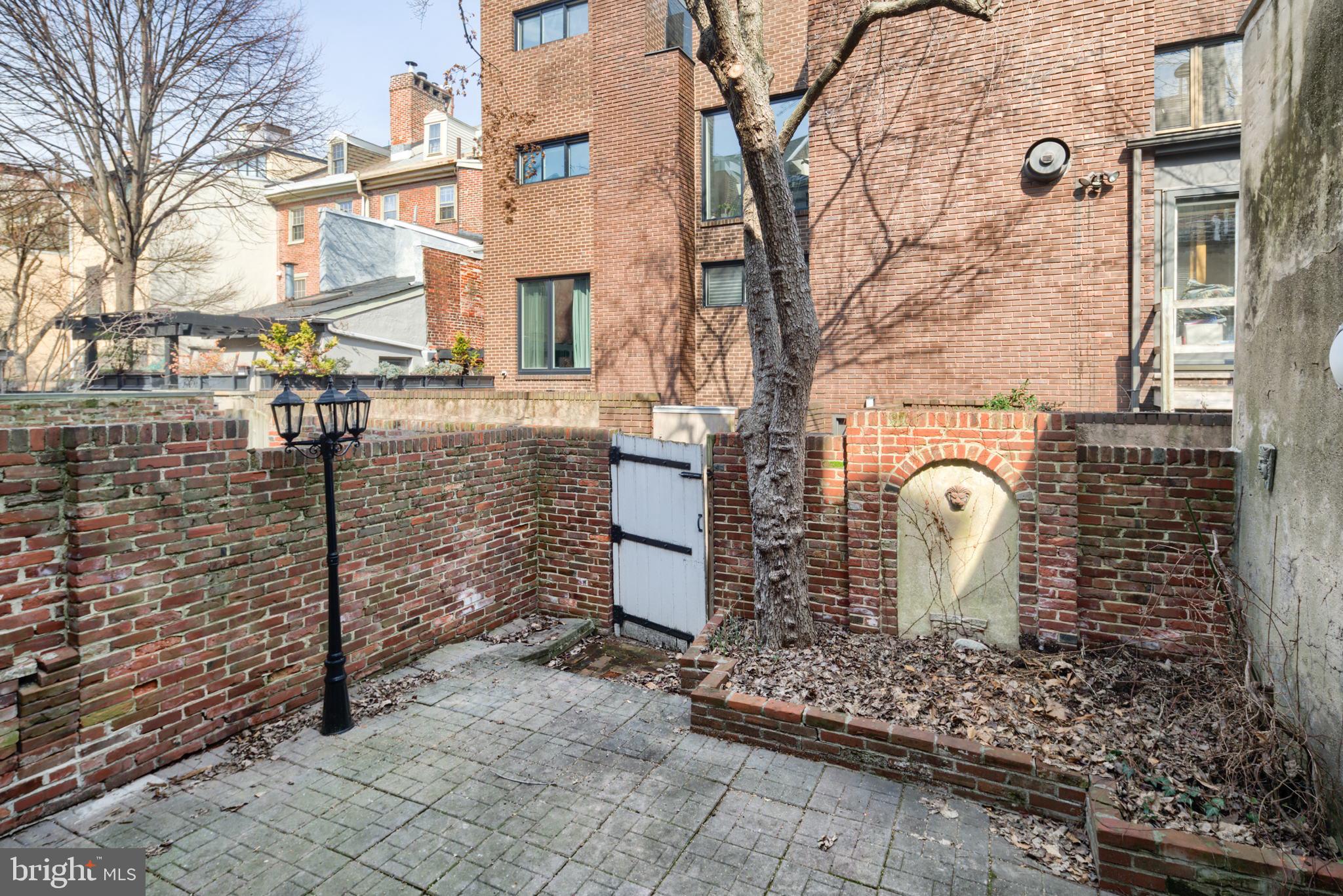 503 Pine Street Philadelphia, PA 19106 - Photo 13 of 33