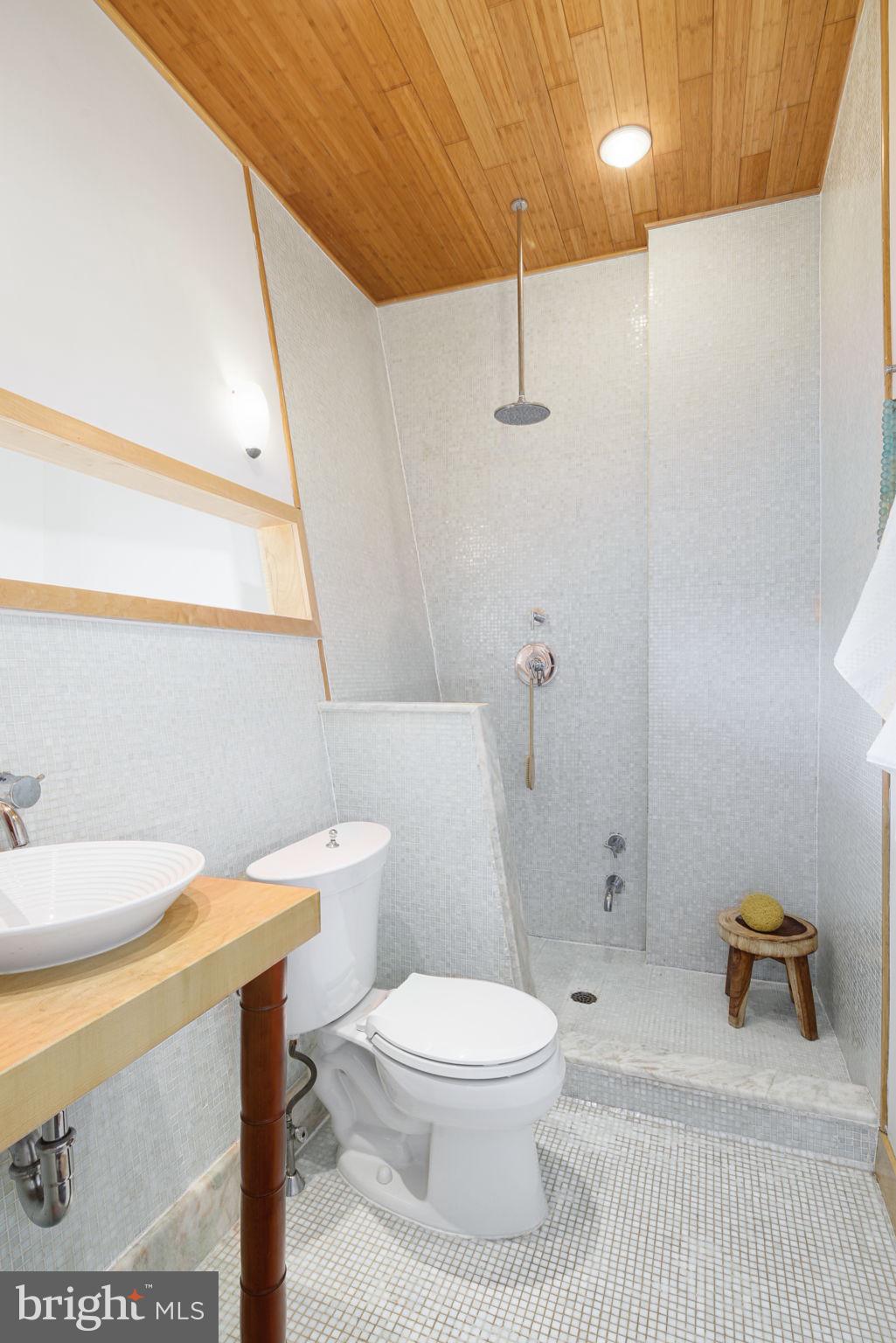 503 Pine Street Philadelphia, PA 19106 - Photo 16 of 33