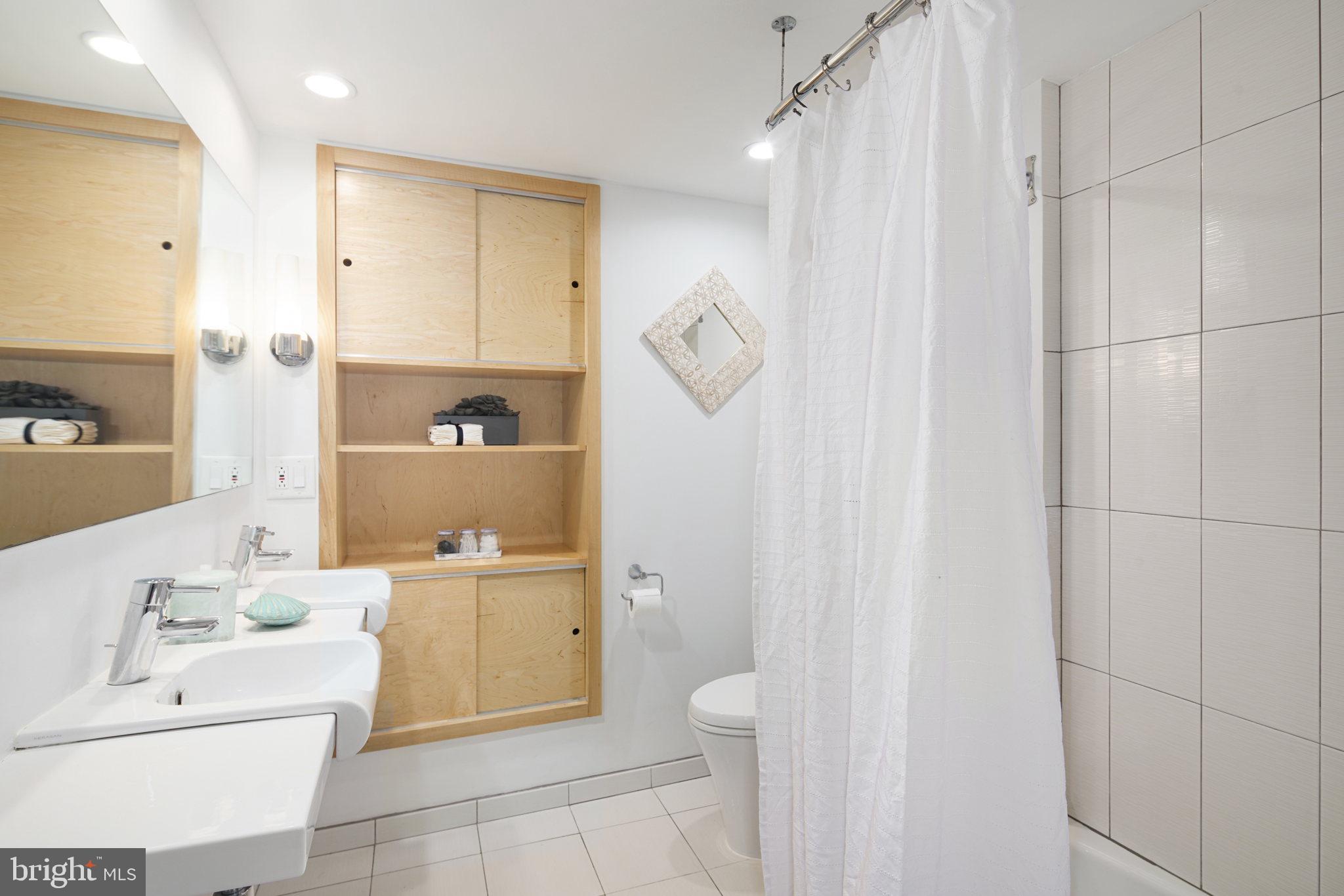 503 Pine Street Philadelphia, PA 19106 - Photo 27 of 33