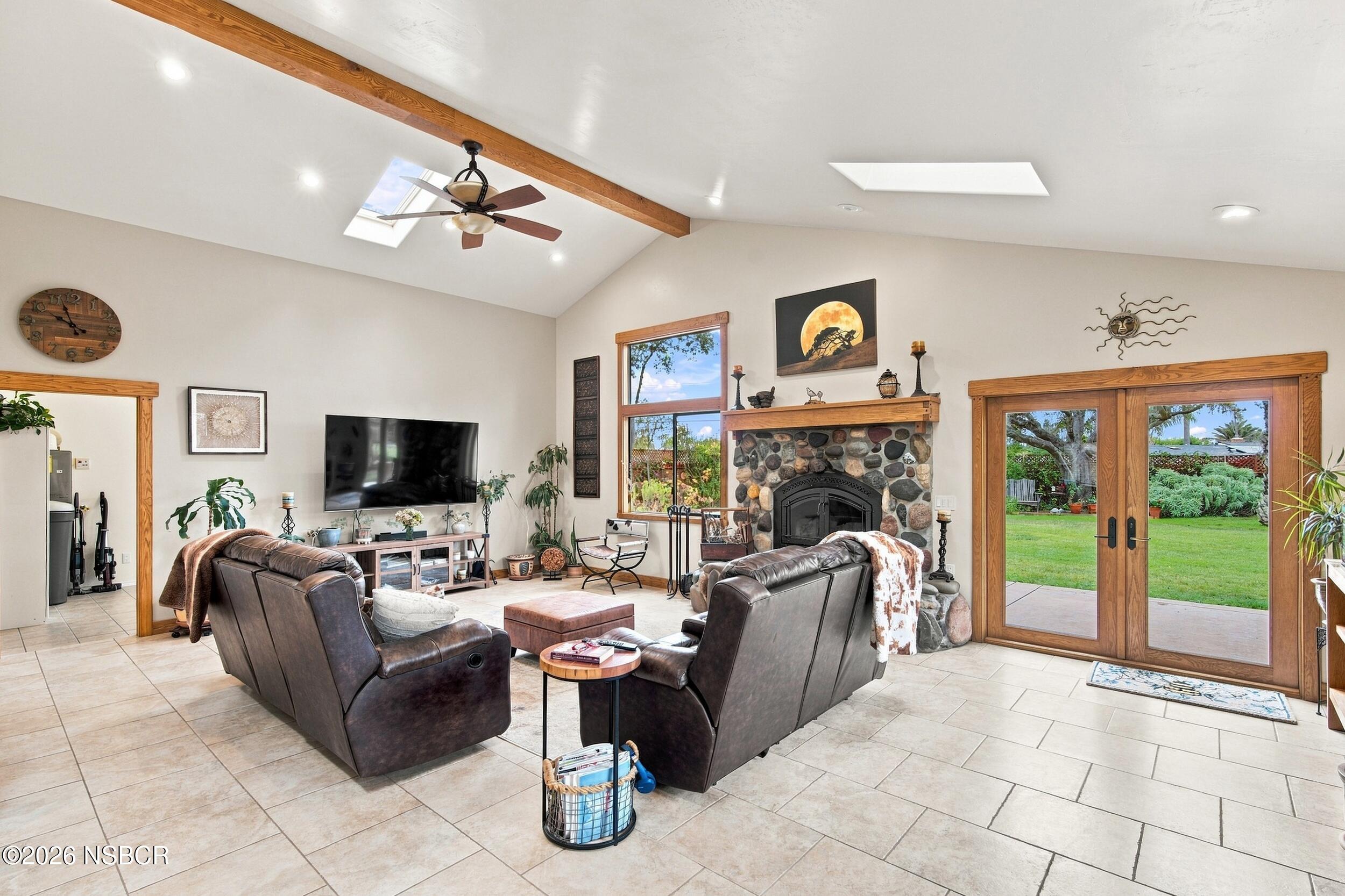 1205 Barnette Road Santa Maria, CA 93455 - Photo 10 of 38 1205-Great Room
