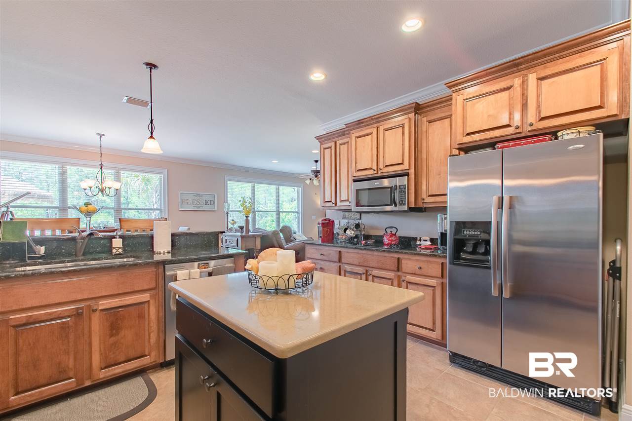 9533 Marchand Avenue Daphne, AL 36526 - Photo 15 of 50 Kitchen