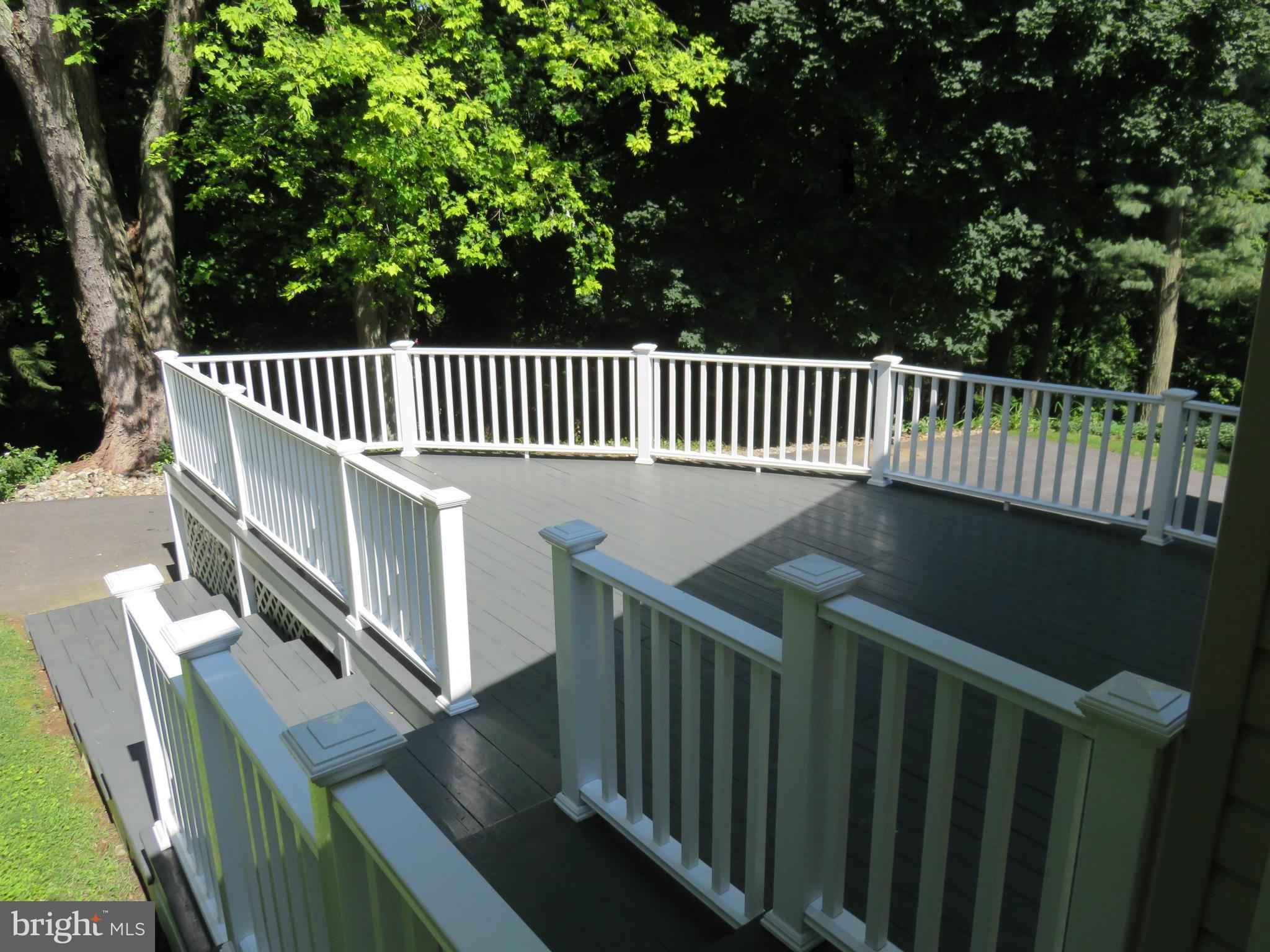 4404 Old Farm Road Baldwin, MD 21013 - Photo 21 of 30 Side Deck