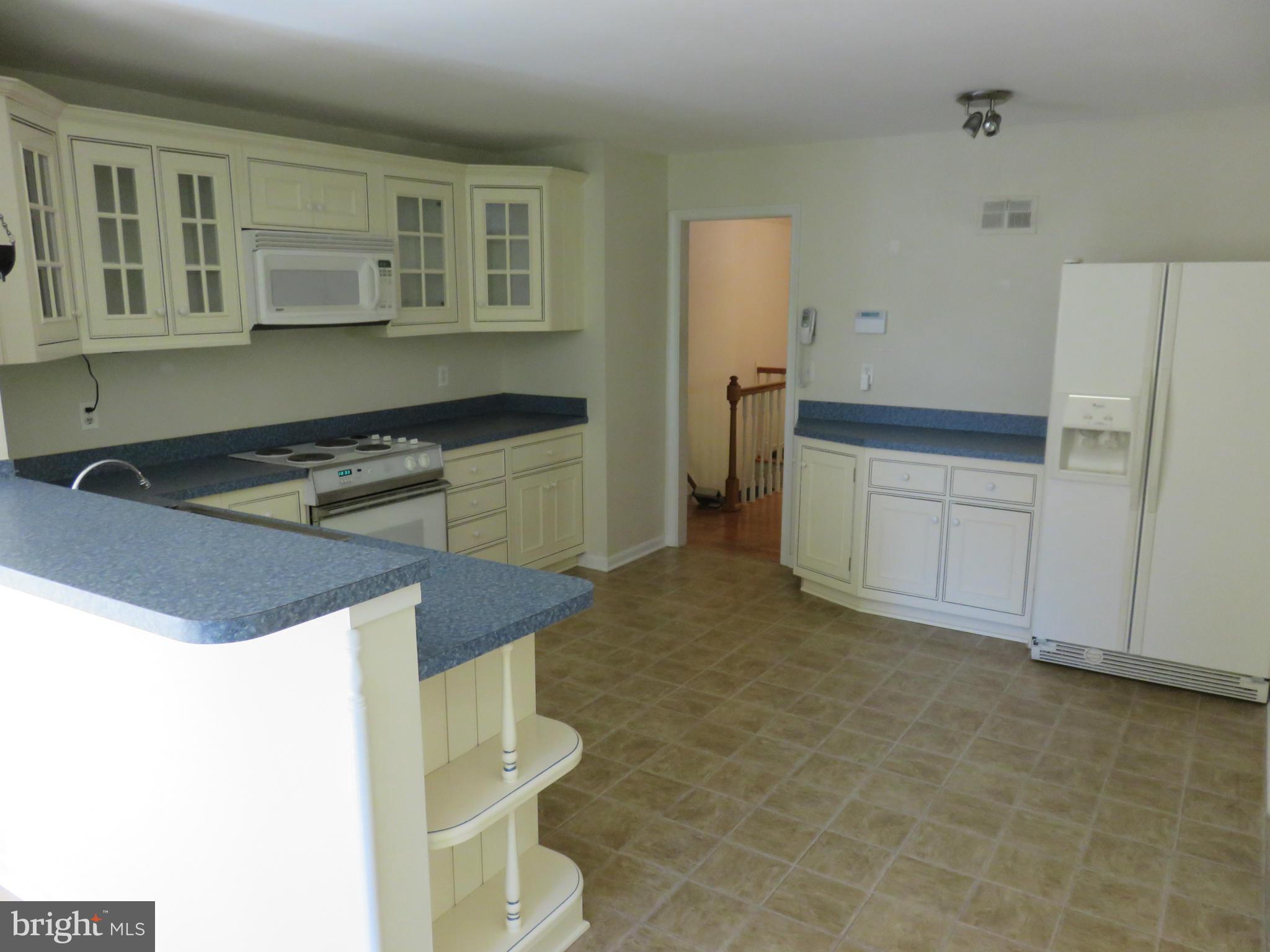4404 Old Farm Road Baldwin, MD 21013 - Photo 9 of 30 Kitchen