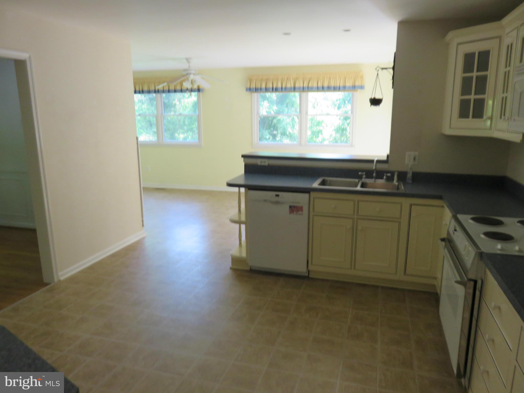 4404 Old Farm Road Baldwin, MD 21013 - Photo 10 of 30 Kitchen into Family Room