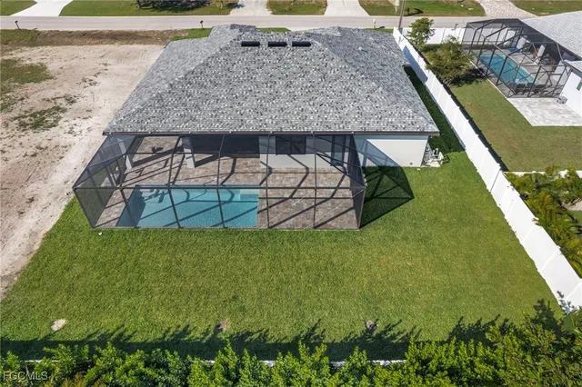 $589,000 | 305 Northwest 15th Place, Cape Coral, FL 33993