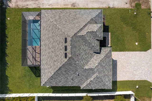 $589,000 | 305 Northwest 15th Place, Cape Coral, FL 33993