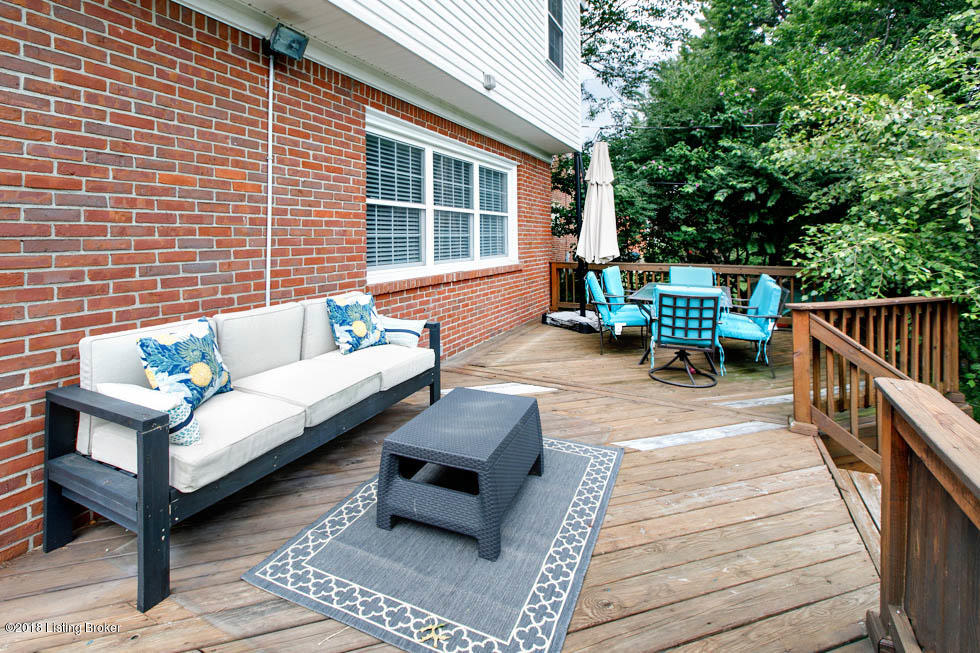2402 Manchester Road Louisville, KY 40205 - Photo 7 of 50 31B9F4FC-35F3-4A18-BF9D-71CAEBAADE19