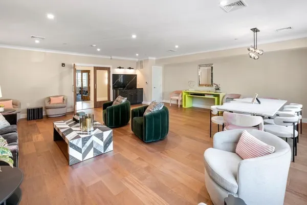 $3,000 | 425 Lagrange Street, Unit 107, Boston, MA 02132